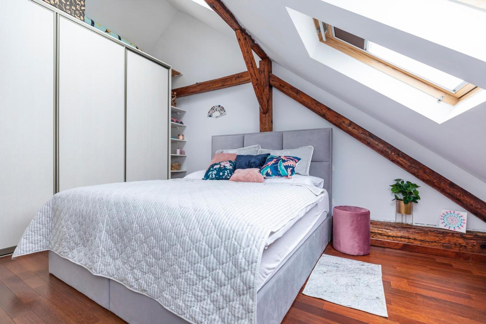 Beautiful And Romantic Penthouse With Two Terraces ブラチスラヴァ エクステリア 写真
