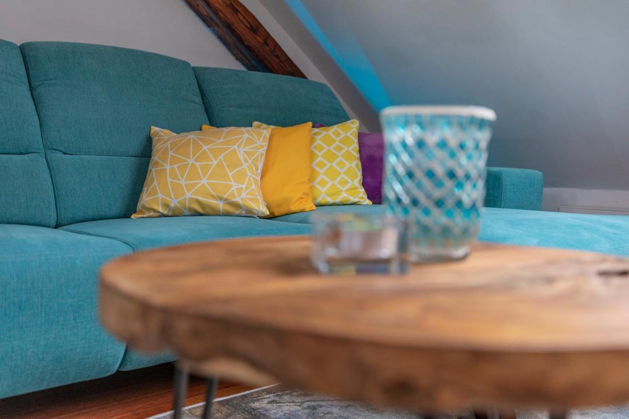 Beautiful And Romantic Penthouse With Two Terraces ブラチスラヴァ エクステリア 写真