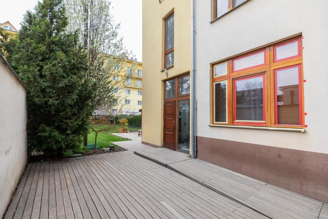 Beautiful And Romantic Penthouse With Two Terraces ブラチスラヴァ エクステリア 写真