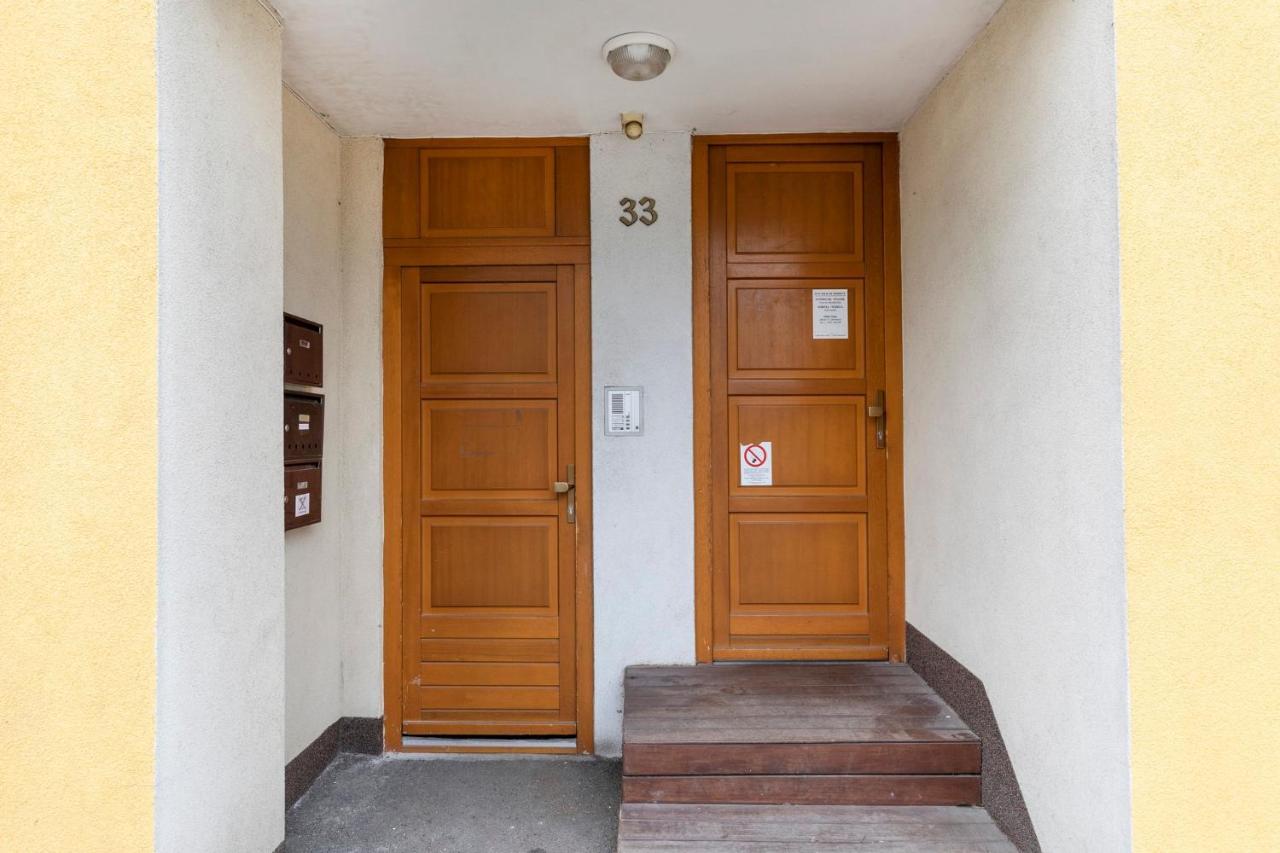 Beautiful And Romantic Penthouse With Two Terraces ブラチスラヴァ エクステリア 写真